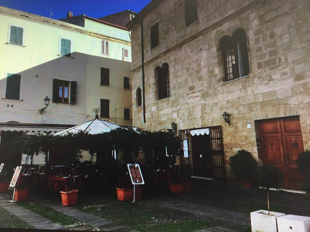 Cozy Apartment Mati Alghero Historic Center Экстерьер фото